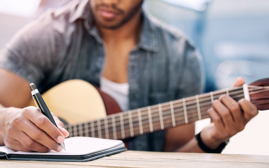 what is the difference between inpatient and outpatient