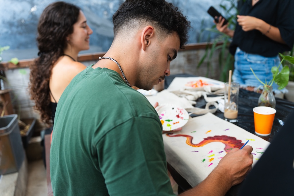 why does alcohol poisoning happen